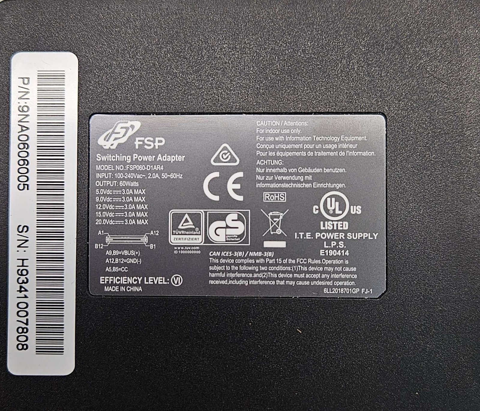 Įkroviklis USB C FSP Switching Power Adapter 60W (Atnaujintas)