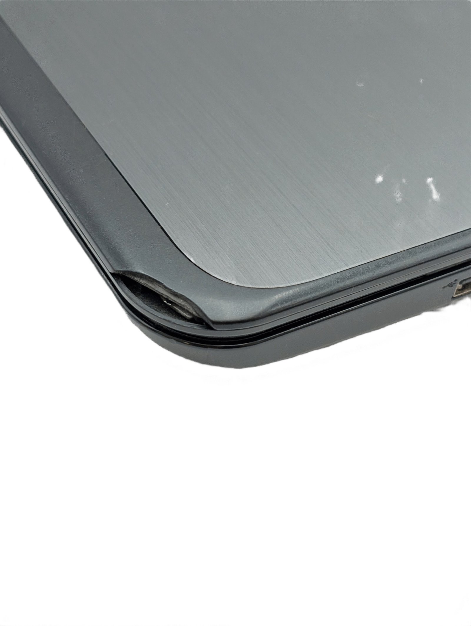 PXL_20260209_143830752 Dell Latitude 3540 i3-4010U / 8GB / 128GB (Renoverad)