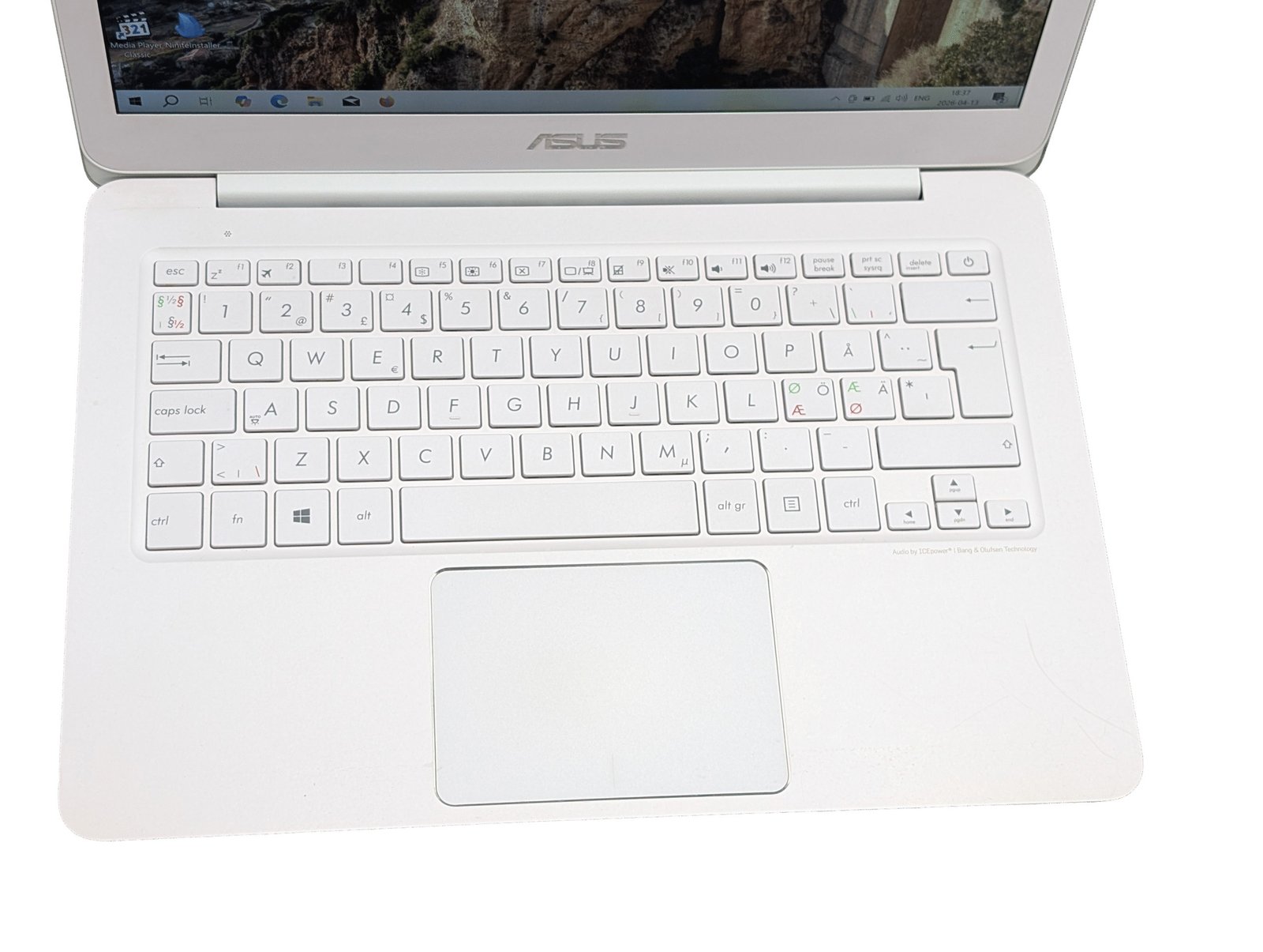 ASUS ZenBook UX305C/m3-6Y30/8GB/256GB (RENOVERAD)