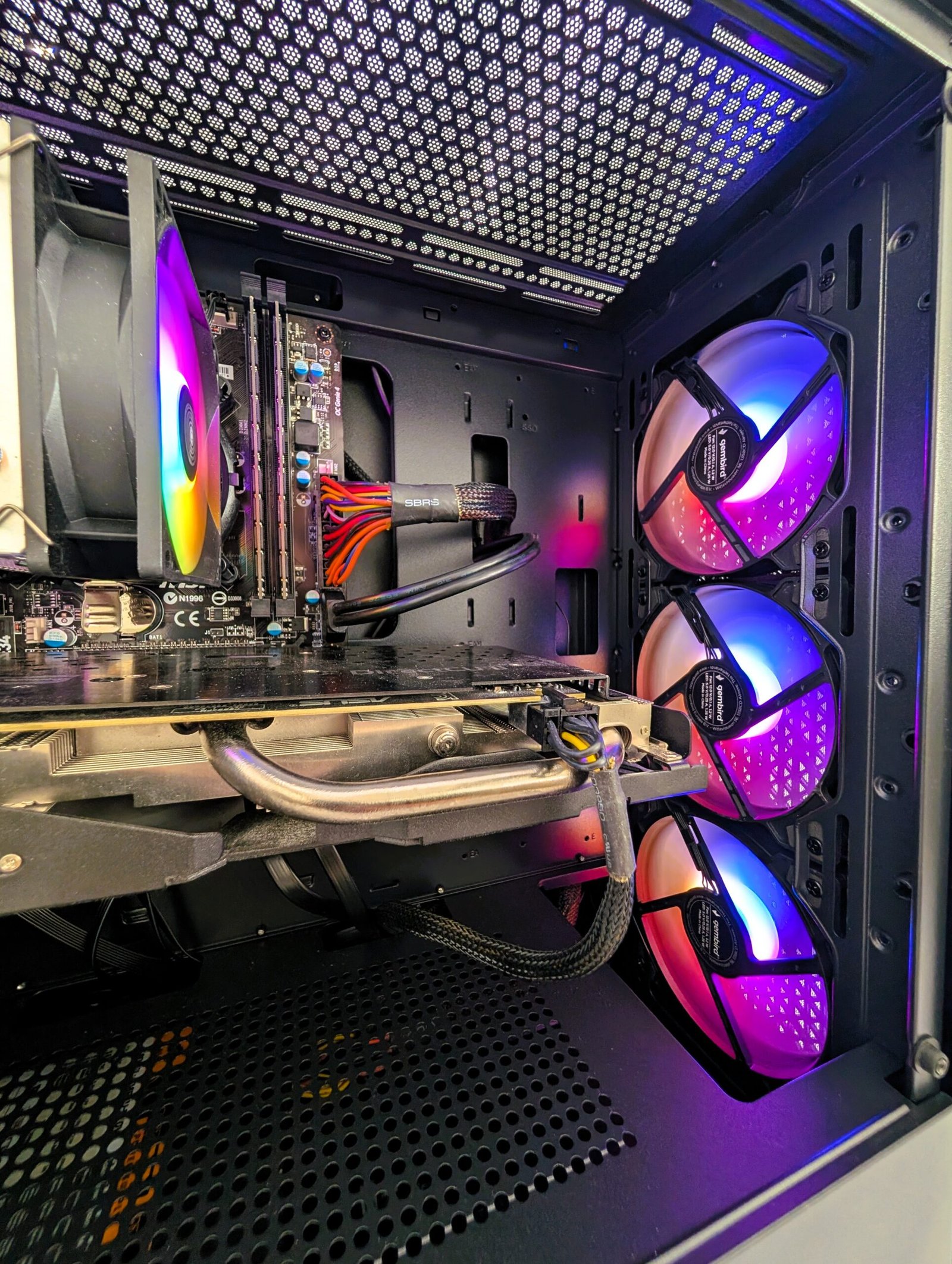 i7-4770K/16GB/256GB+320GB/GTX 1060 3GB (ERNEUERT) (Kopija)