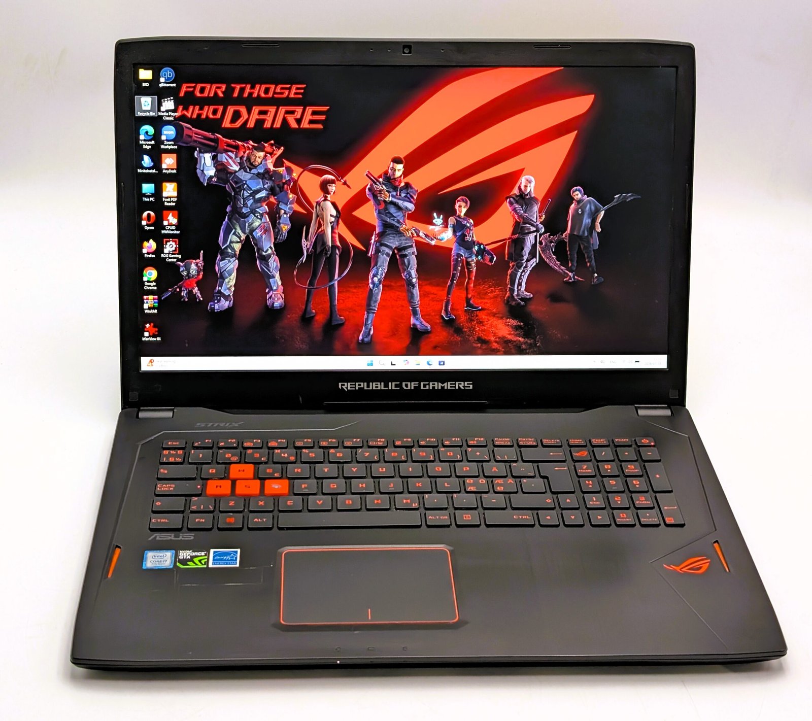 ASUS ROG Strix GL702VMK/i7-7700HQ/16GB/480GB/GTX1060 6GB (ODNOWIONY)