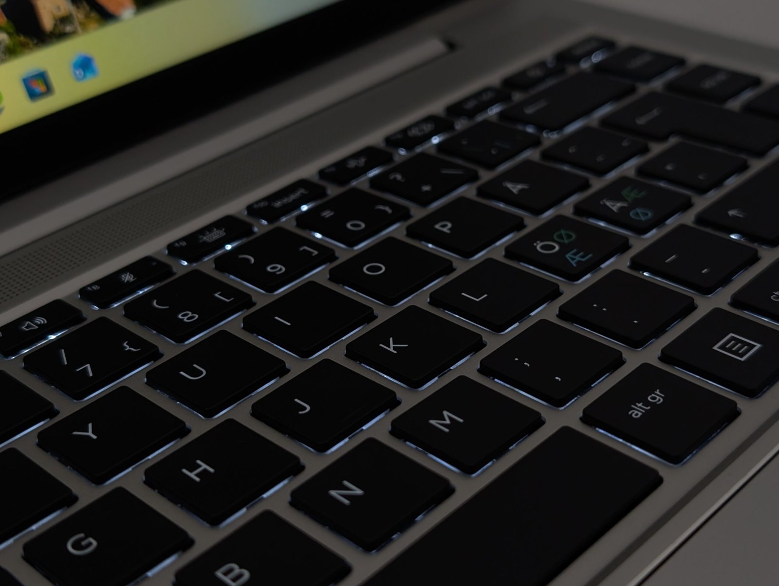 HP ProBook 440 G8 / i7-1165G7 / 16GB / 256GB / MX450 2GB (ATNAUJINTAS)