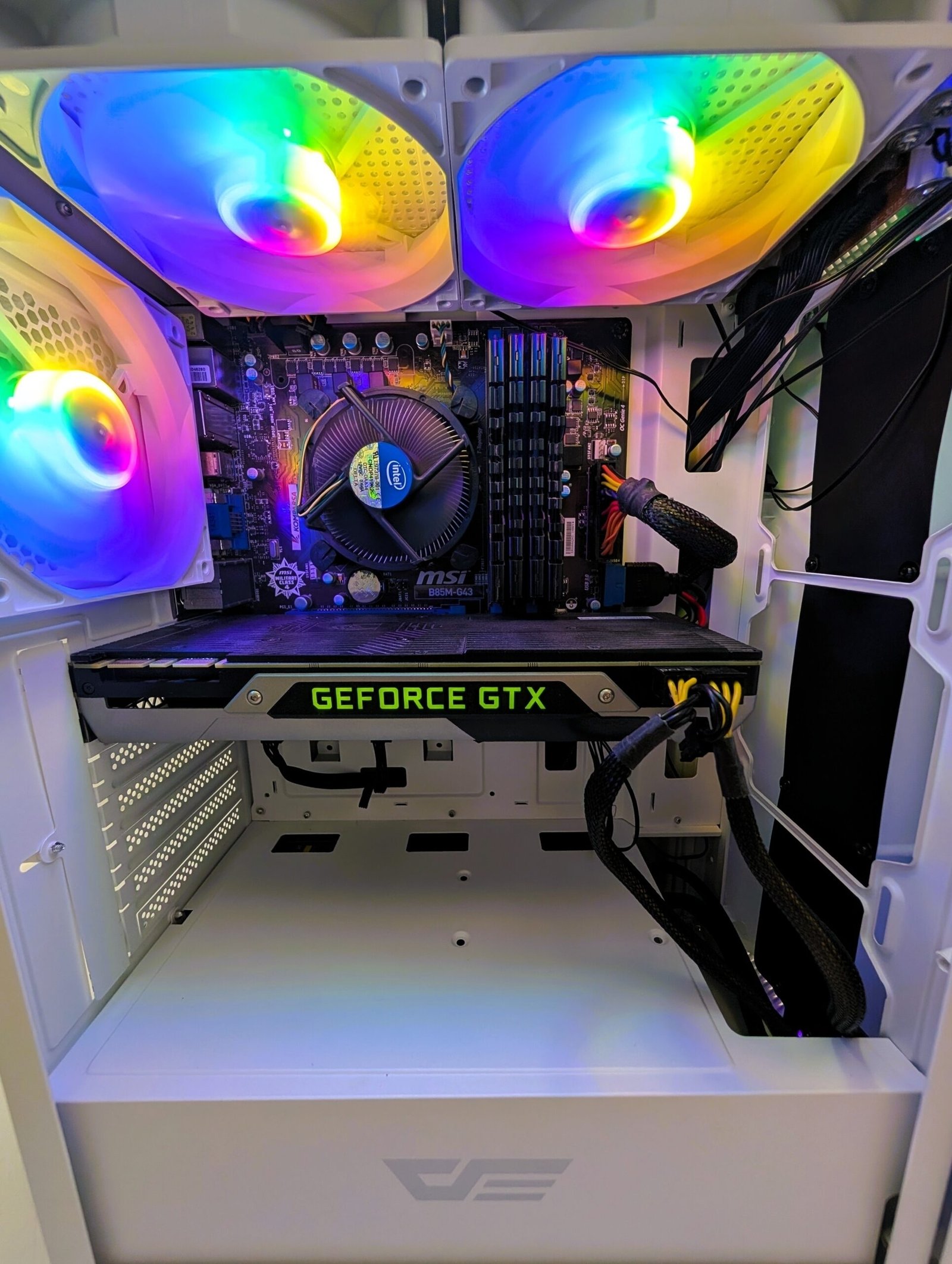 i5-4670K/24GB/256GB+500GB/GTX 970 4GB (ATNAUJINTAS)